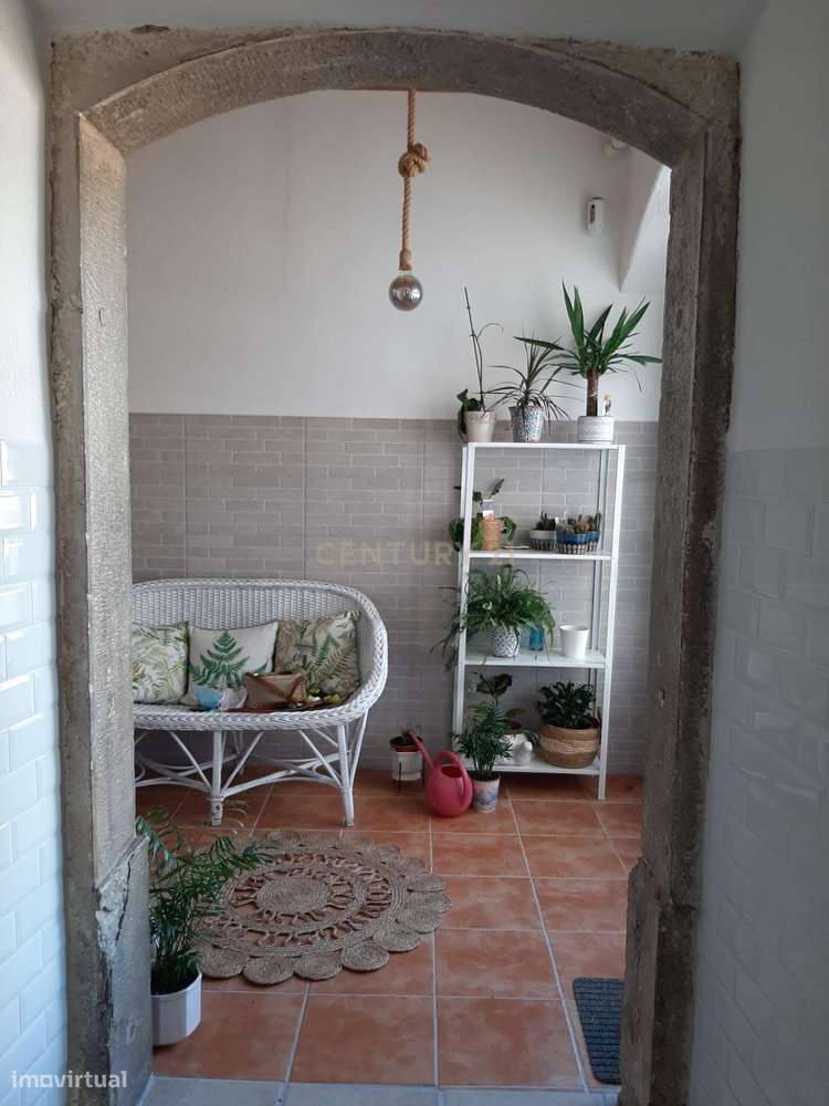 Pequena Quinta ou Terreno com Moradia T4 na Labrugeira - Alenquer-19