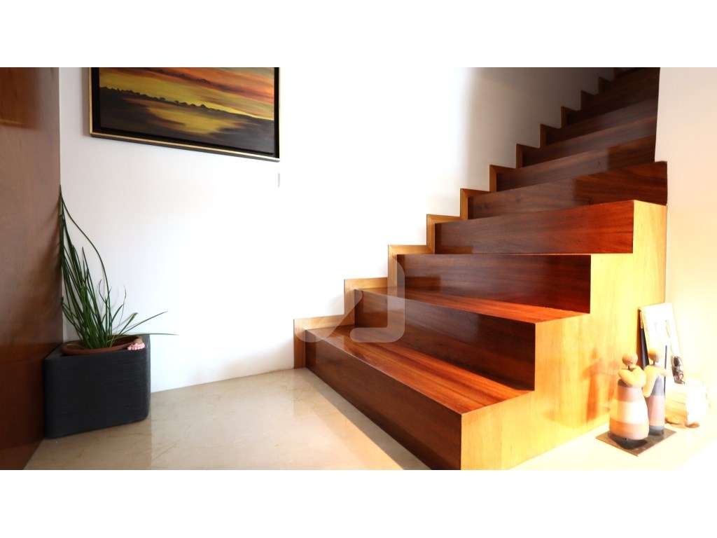 Penthouse T3 Duplex, com terraço no Centro da Cidade-17