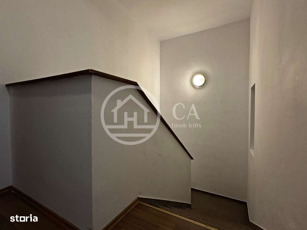 Casă de închiriat cu 4 camere în Cartierul Europa, Oradea - Imagine principală: 4/17