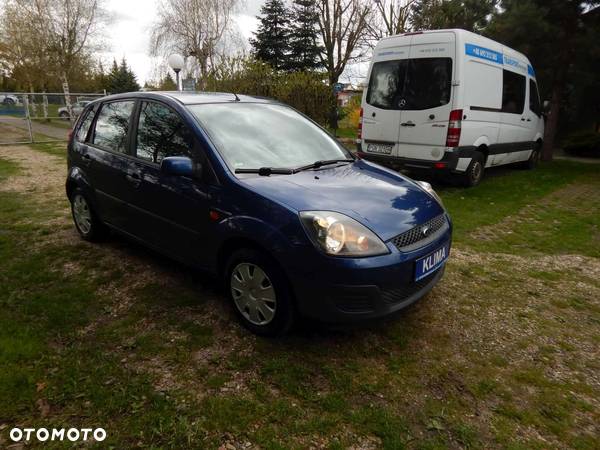 Ford Fiesta 1.3 Ambiente - 3