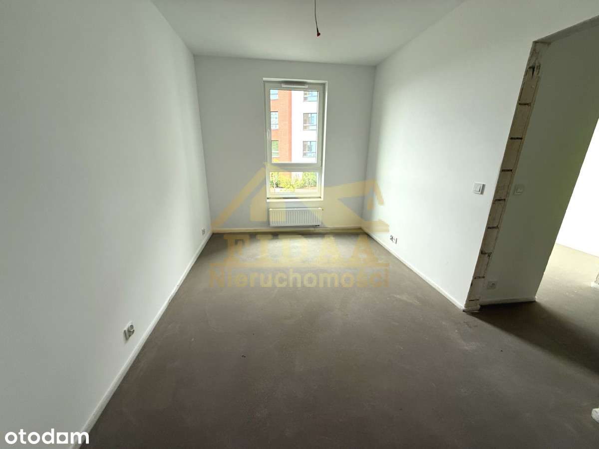 Świetny układ, widok na patio-7