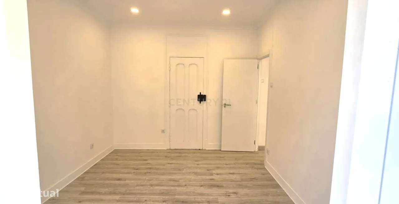 Apartamento T2+1  em Campo de Ourique, Lisboa-10
