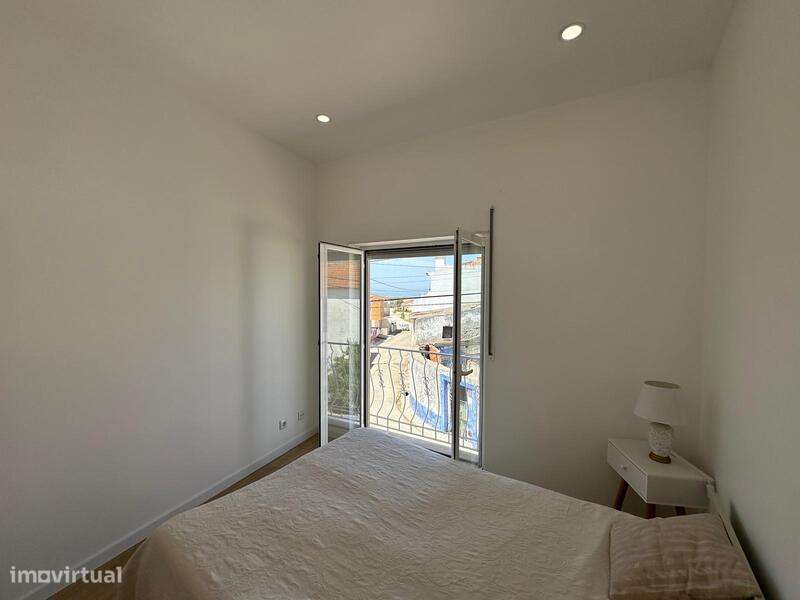 Moradia T2 Remodelada com Vista Mar Próxima das Praias na Lourinhã-18