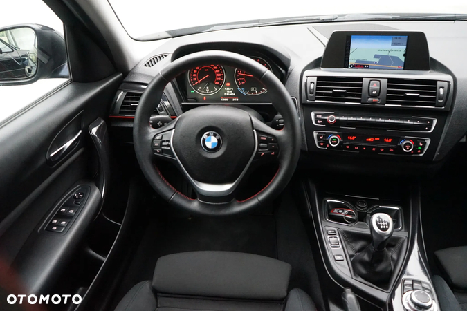 BMW Seria 1 118i Sport Line - 24