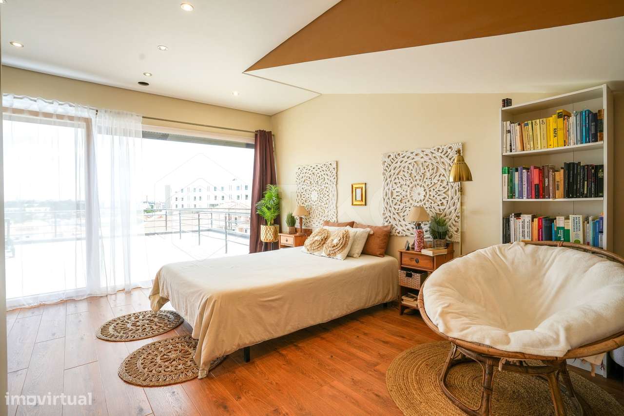 MORADIA T3 COM PISCINA, CONSTRUÇÃO ANTISSÍSMICA, ISOLAMENTO PREMIUM E-10