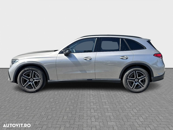 Mercedes-Benz GLC 300 4MATIC MHEV - 8