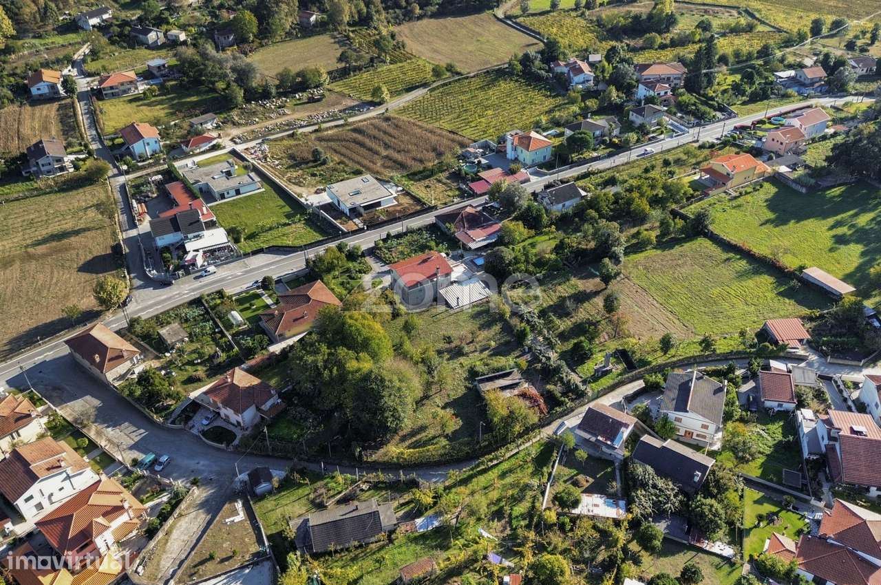 Terreno com 7852 m2 em Torre - Amares - Grande imagem: 2/30