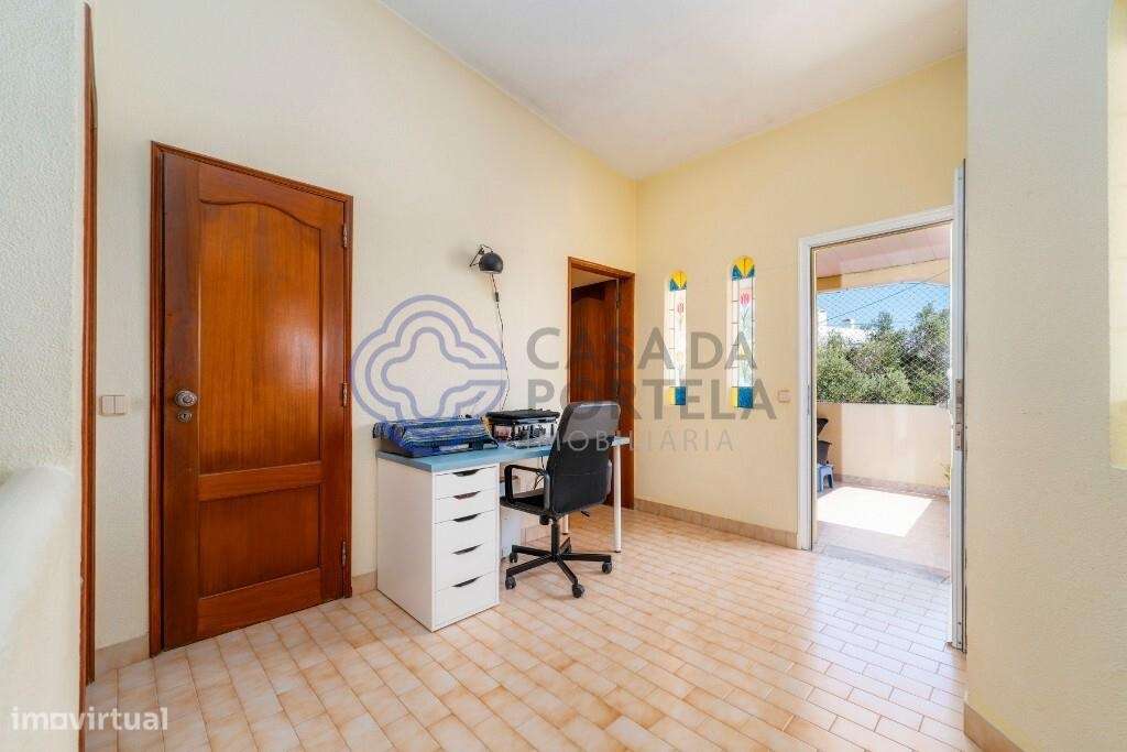 Magnífica Moradia T3 com Vista Mar e Localização Estratégica – Loulé-20