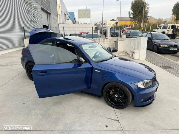 BMW 118 d Pack M - 17