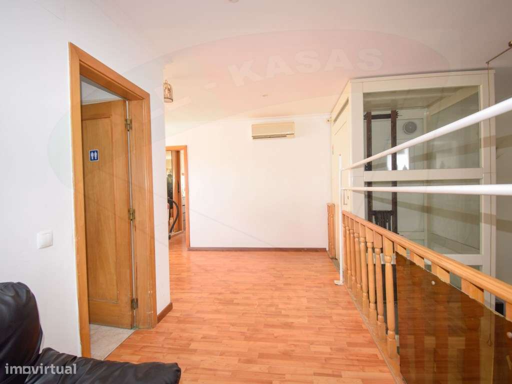 Quinta T7 com 5000m2 Piscina Campo Multiusos Potencial Habitação ou...-28