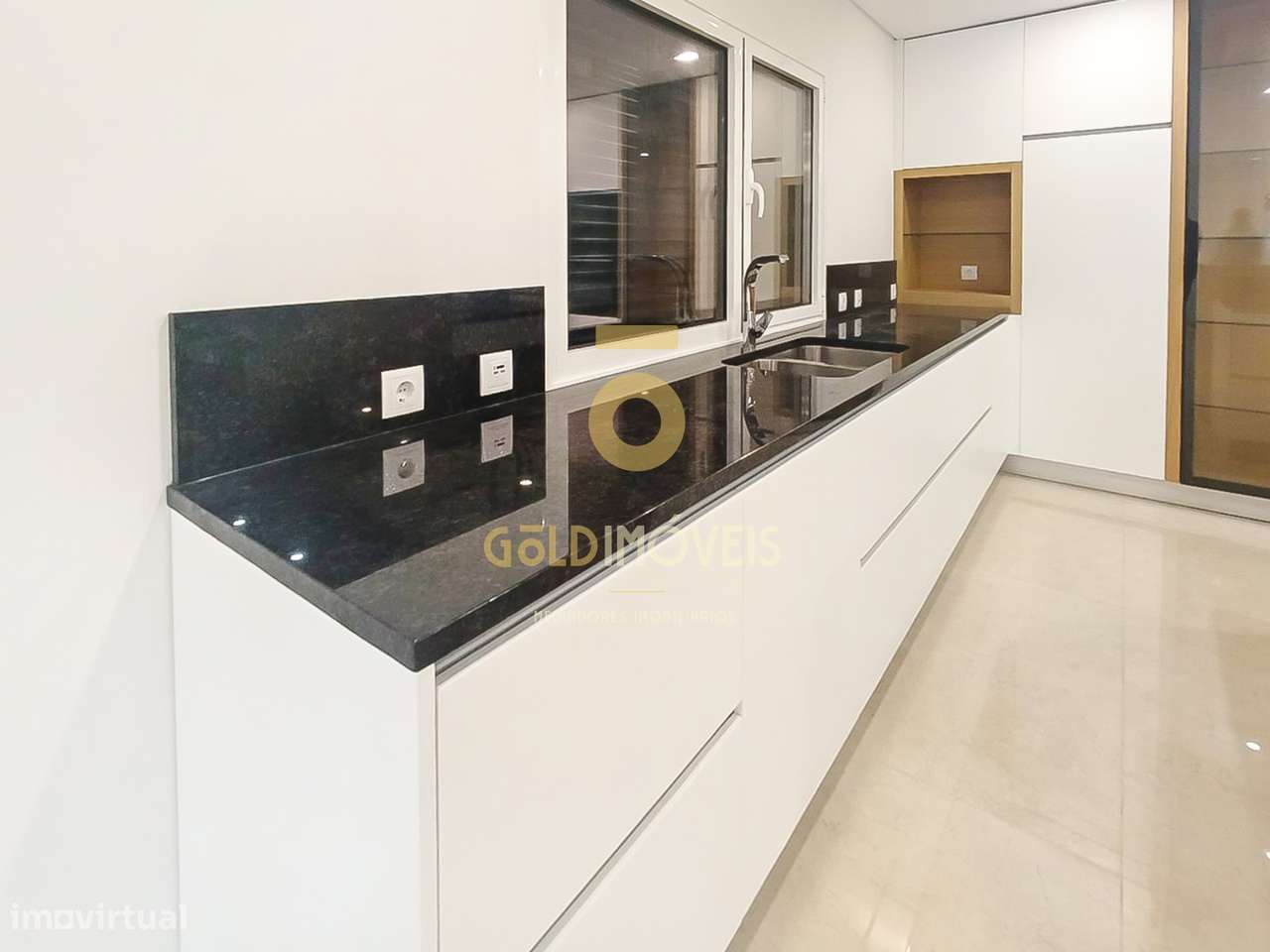 Moradia Geminada T3 Venda em Recezinhos (São Mamede),Penafiel - Grande imagem: 4/49