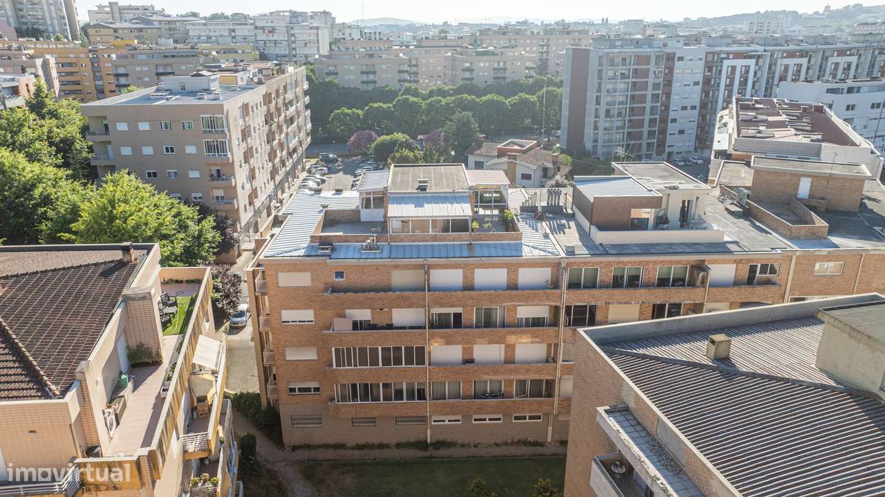 APARTAMENTO T3 CENTRO DE BRAGA!-20