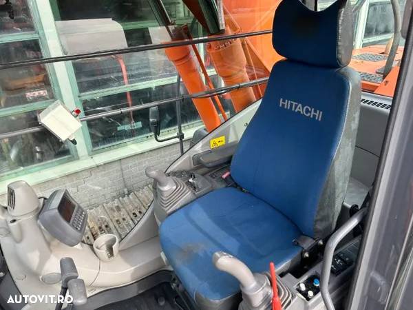 Hitachi ZX210LC-3 - 3