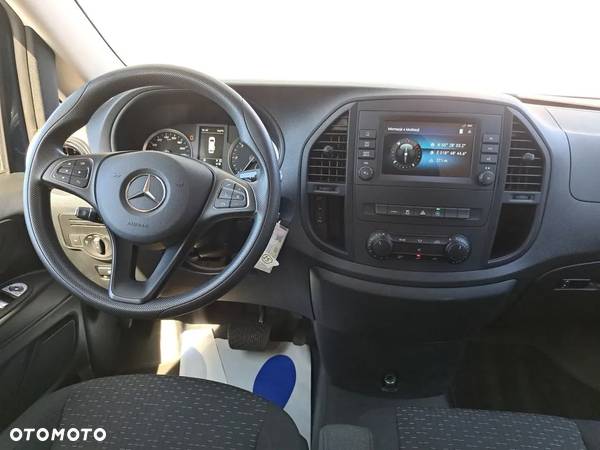 Mercedes-Benz Vito - 12