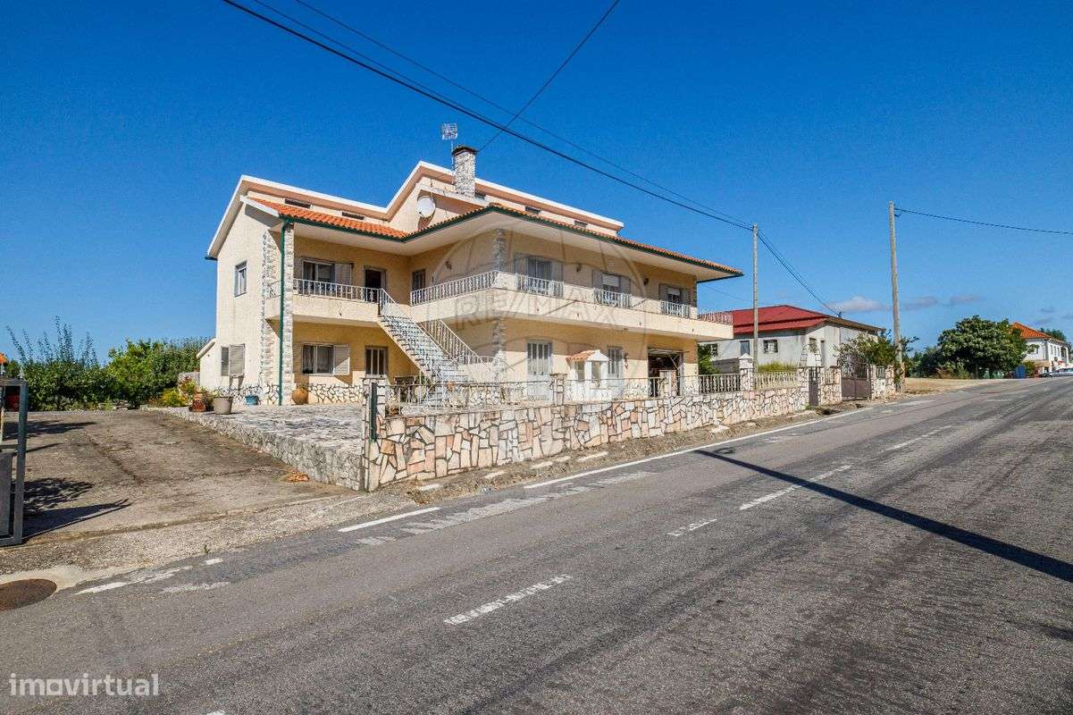 Moradia T4 para venda - Grande imagem: 2/41