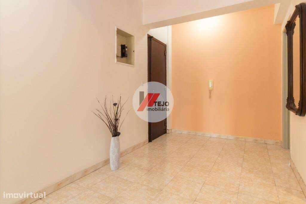 Venda I Apartamento I 65 m2 I T. Marinha-24