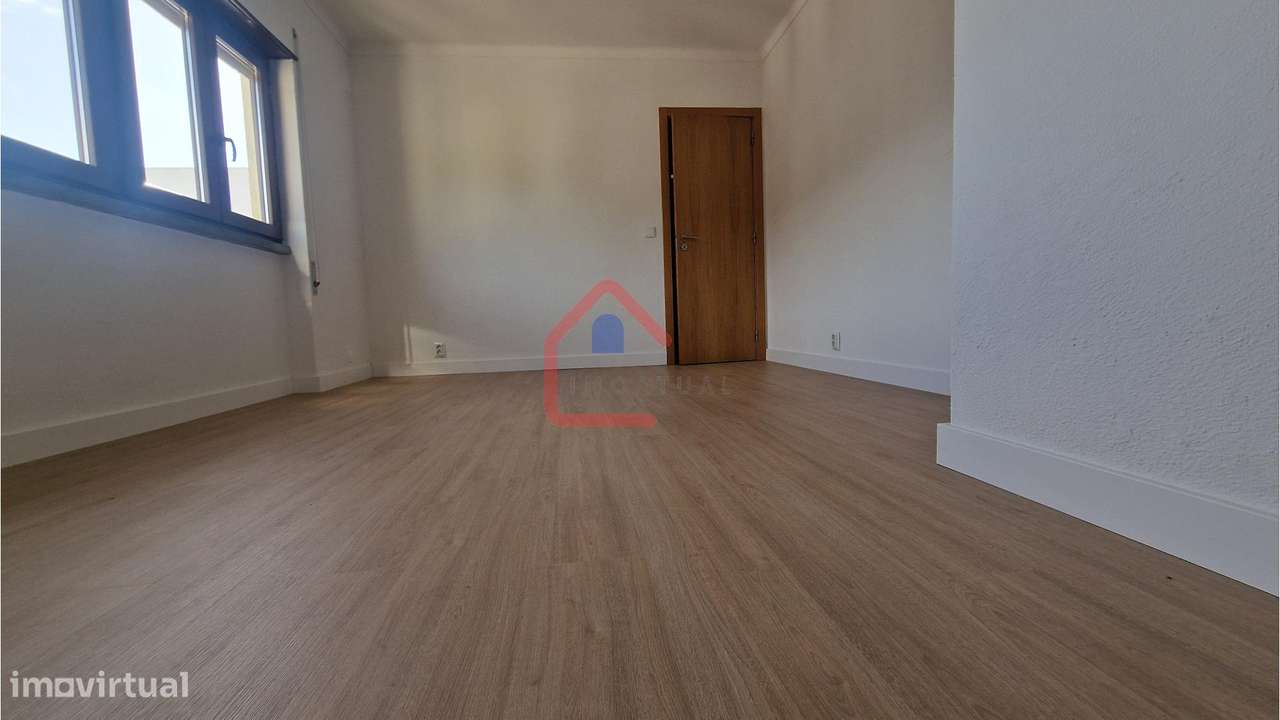 Apartamento T2 em Sesimbra-10
