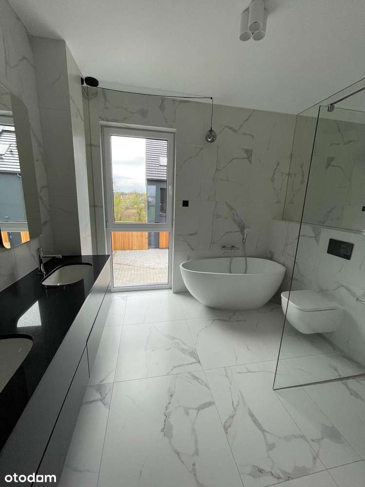 Dom, 137 m², Wrocław-6