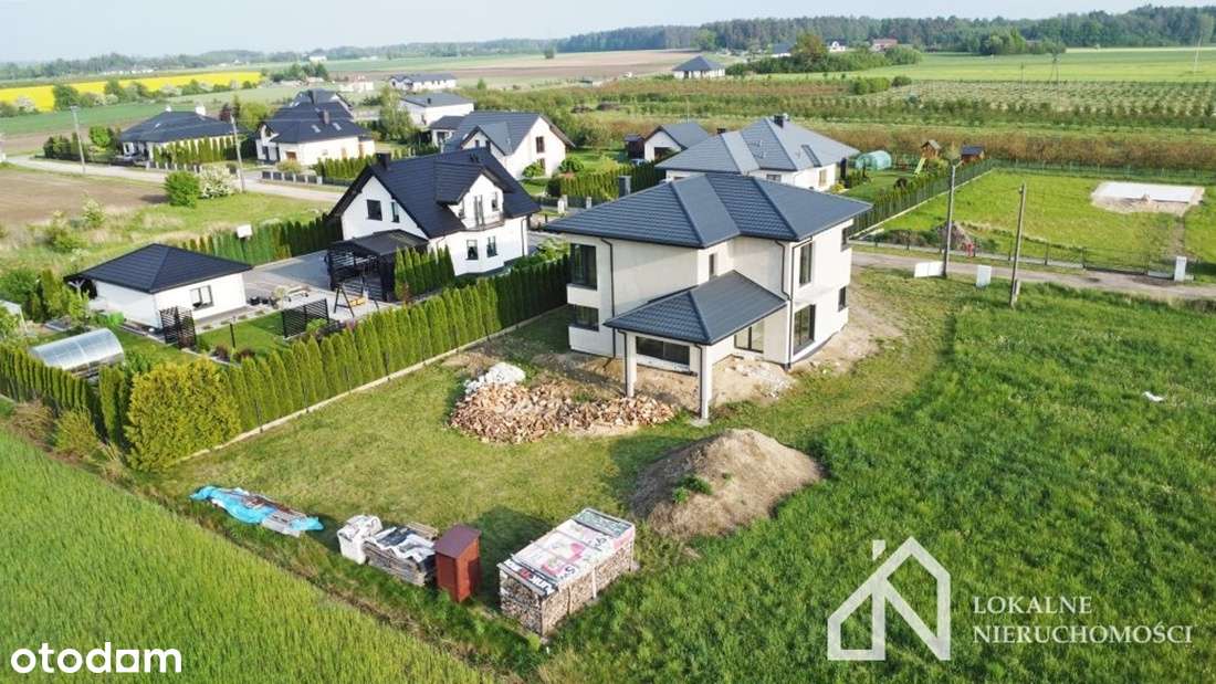 Nowoczesna, elegancka willa w miejscowości Brzozów-Kolonia na sprzedaż-13