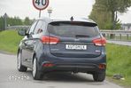 Kia Carens 1.7 CRDi 115 Fifa World Cup Edition - 5