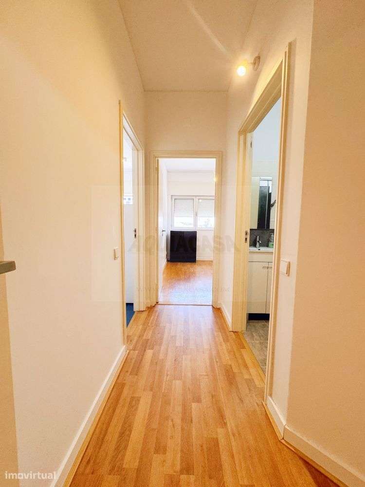 T3mobilado junto a Polo Universitário-21