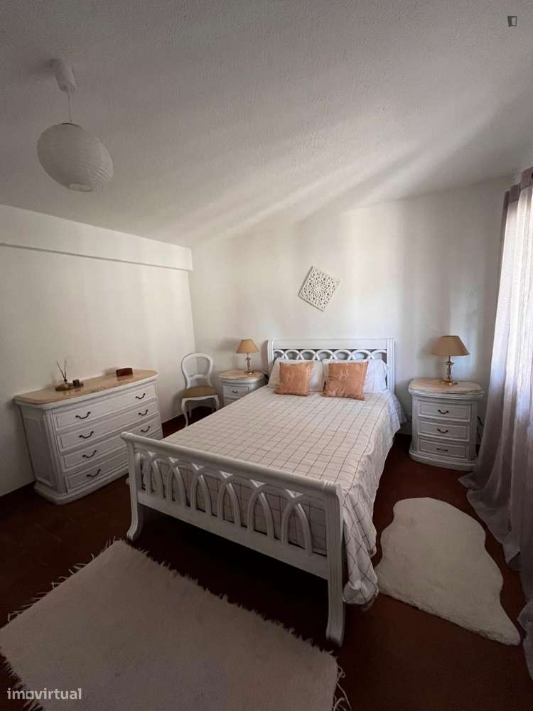 Quarto - localizado em Lisbon - Grande imagem: 5/10