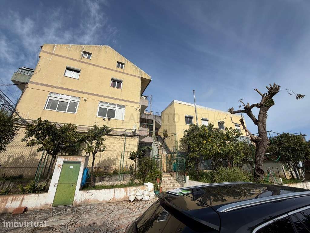 Prédio Residencial + Armazém com 1000m² na Arroja, Odivelas - Local...-0