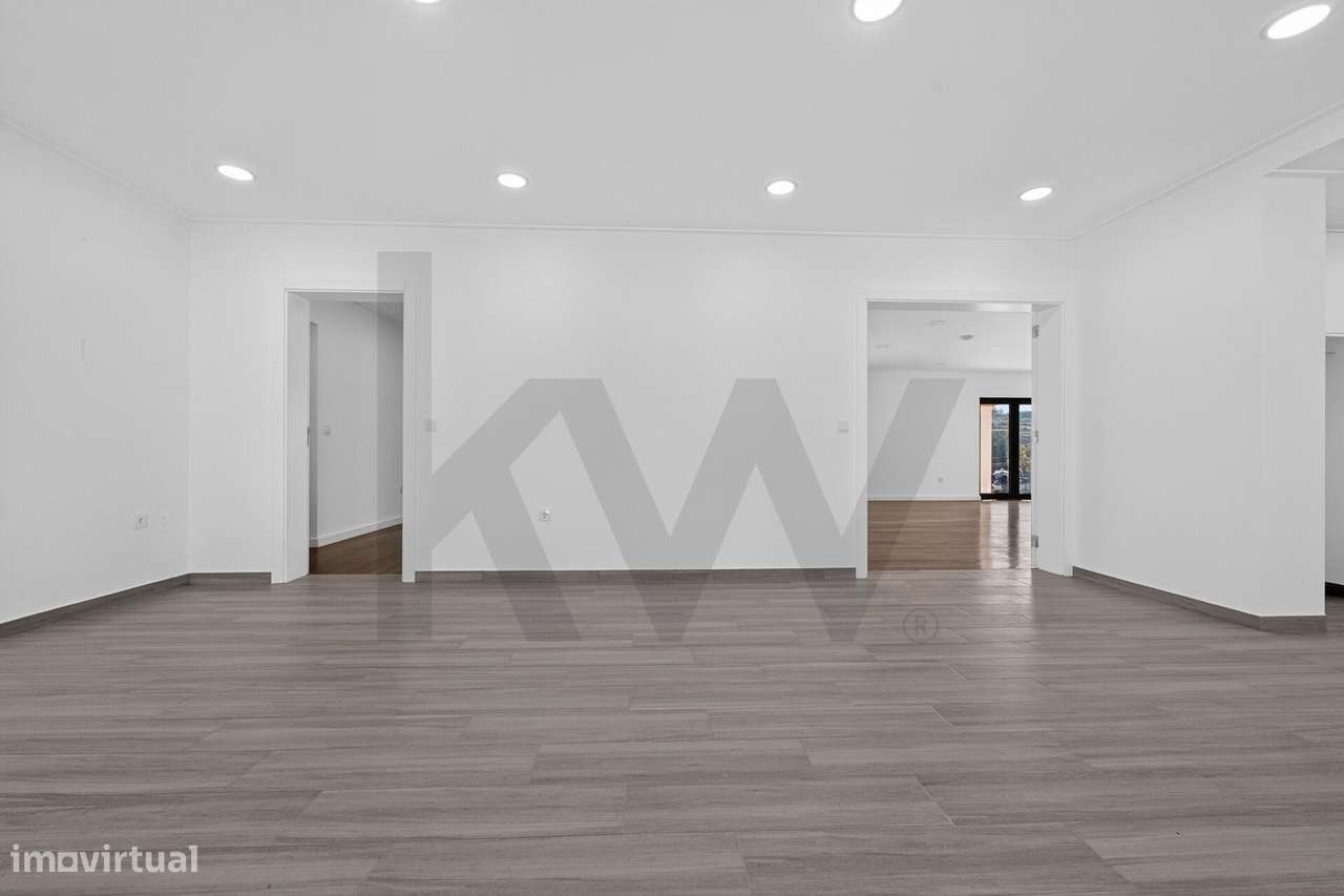 Moradia T5 com piscina e mais de 8.000 m2 de terreno | Seramena, Sobra-33