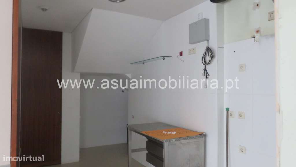 Loja Comercial - Ferreiros - Grande imagem: 3/6