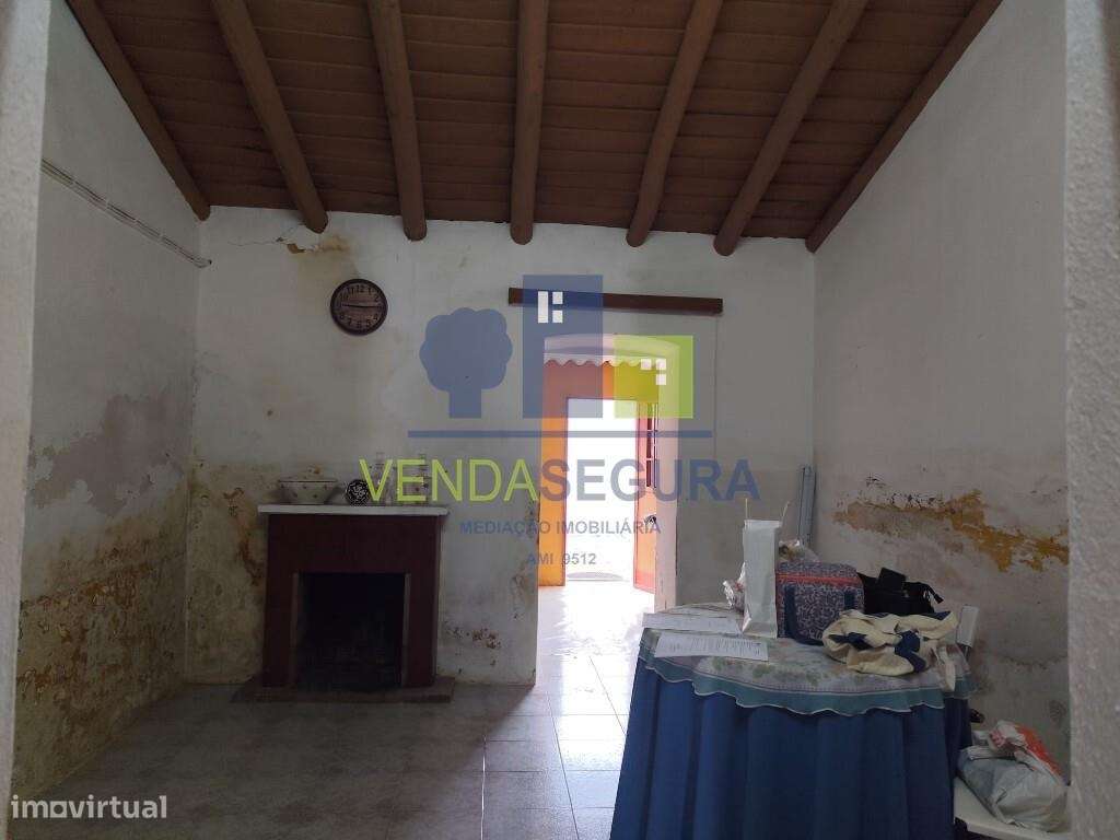 Moradia T1 com quintal| Pias-8
