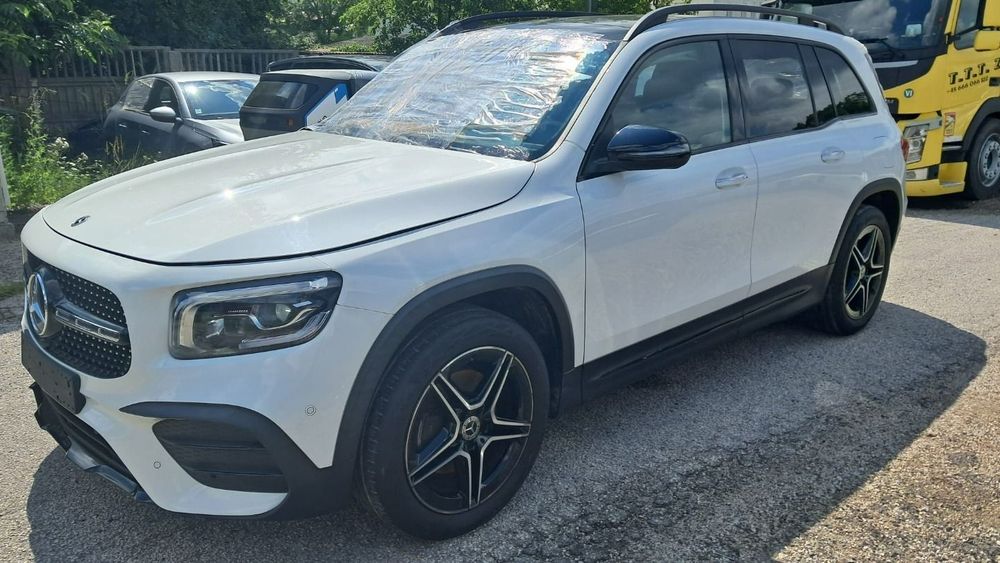 Mercedes-Benz GLB 2021