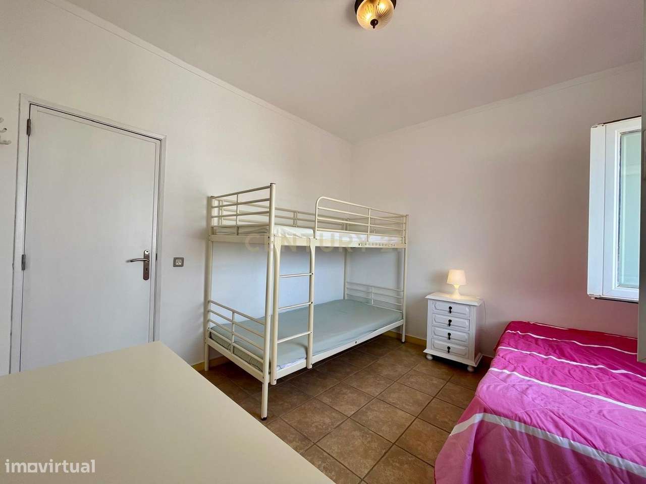 Apartamento T2 com Vista Rio Arade - Despensa - Marina de Portimão - P-15