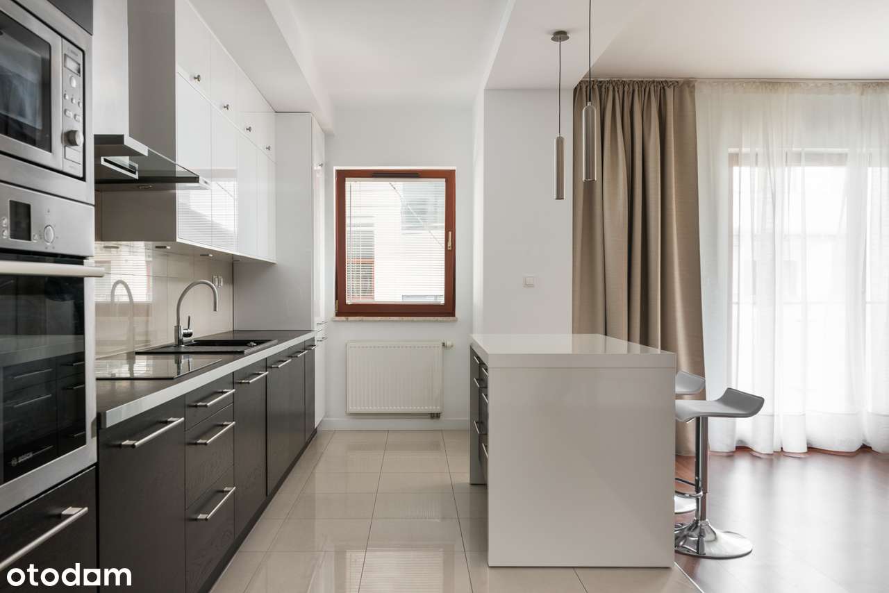 Dwustronne w sercu Miasteczka Wilanów-1