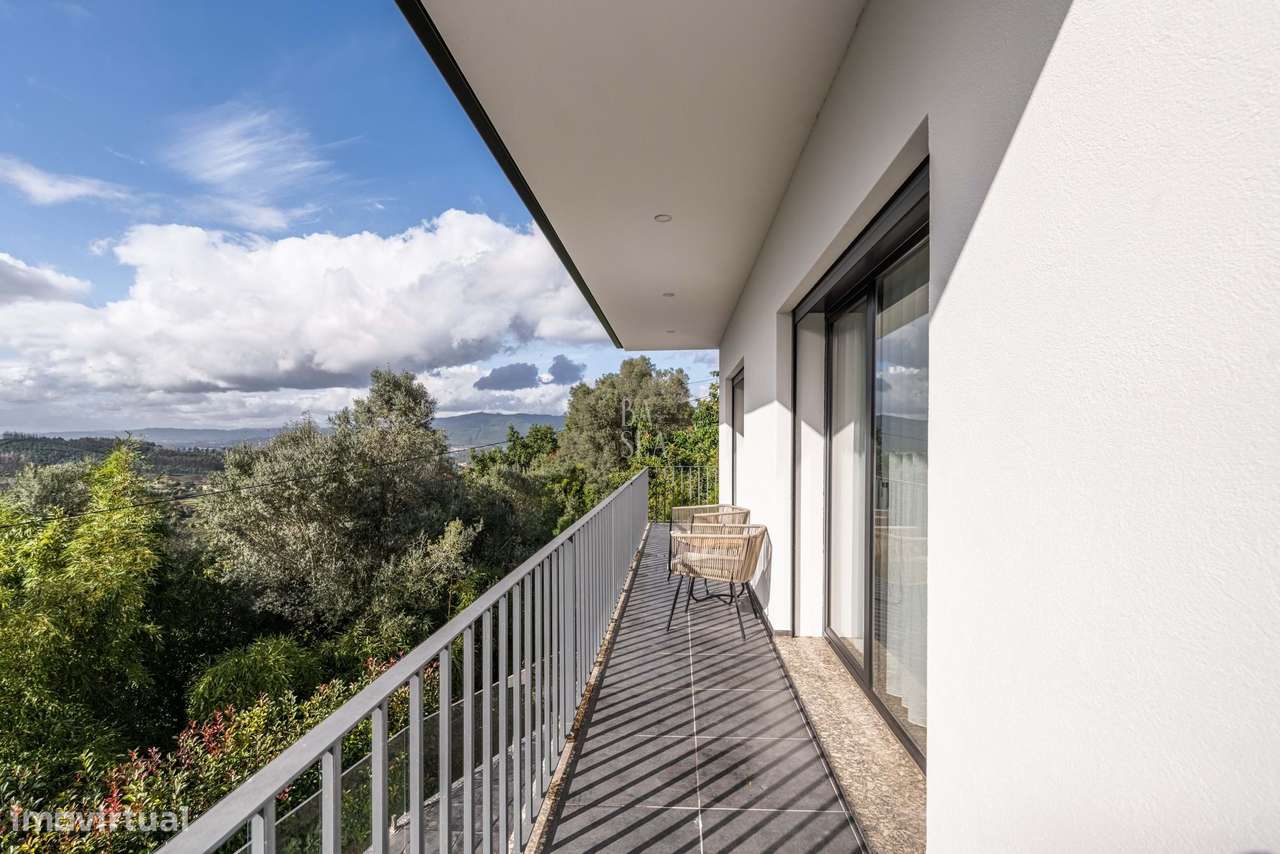 Morada individual com 4 suítes e piscina em Geraz do Minho - Póvoa de-26