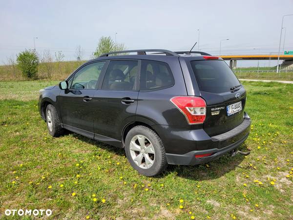 Subaru Forester 2.5 X - 3