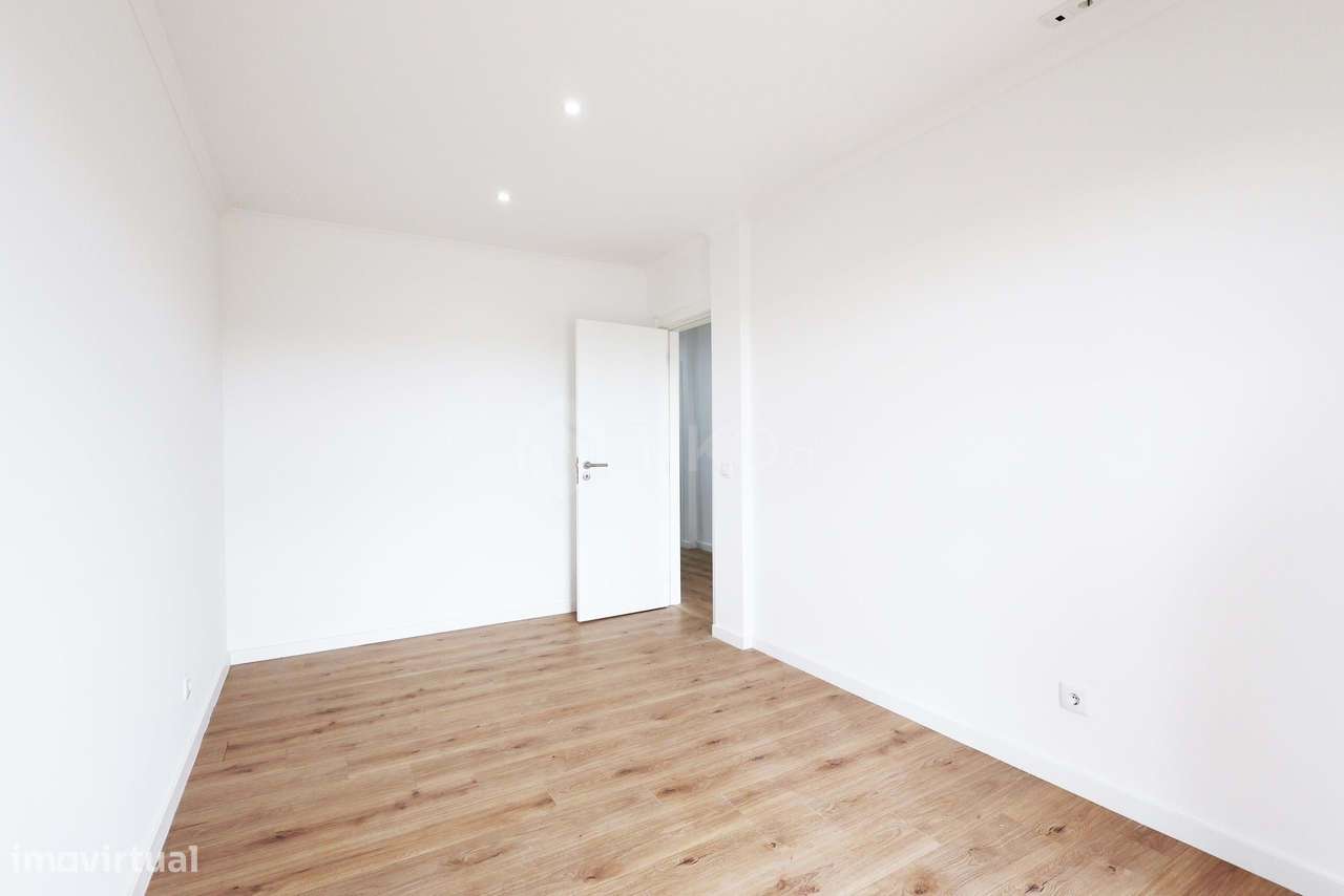 APARTAMENTO T3 EM QUELUZ – OPORTUNIDADE ÚNICA QUE VAI DESAPARECER RÁP-15