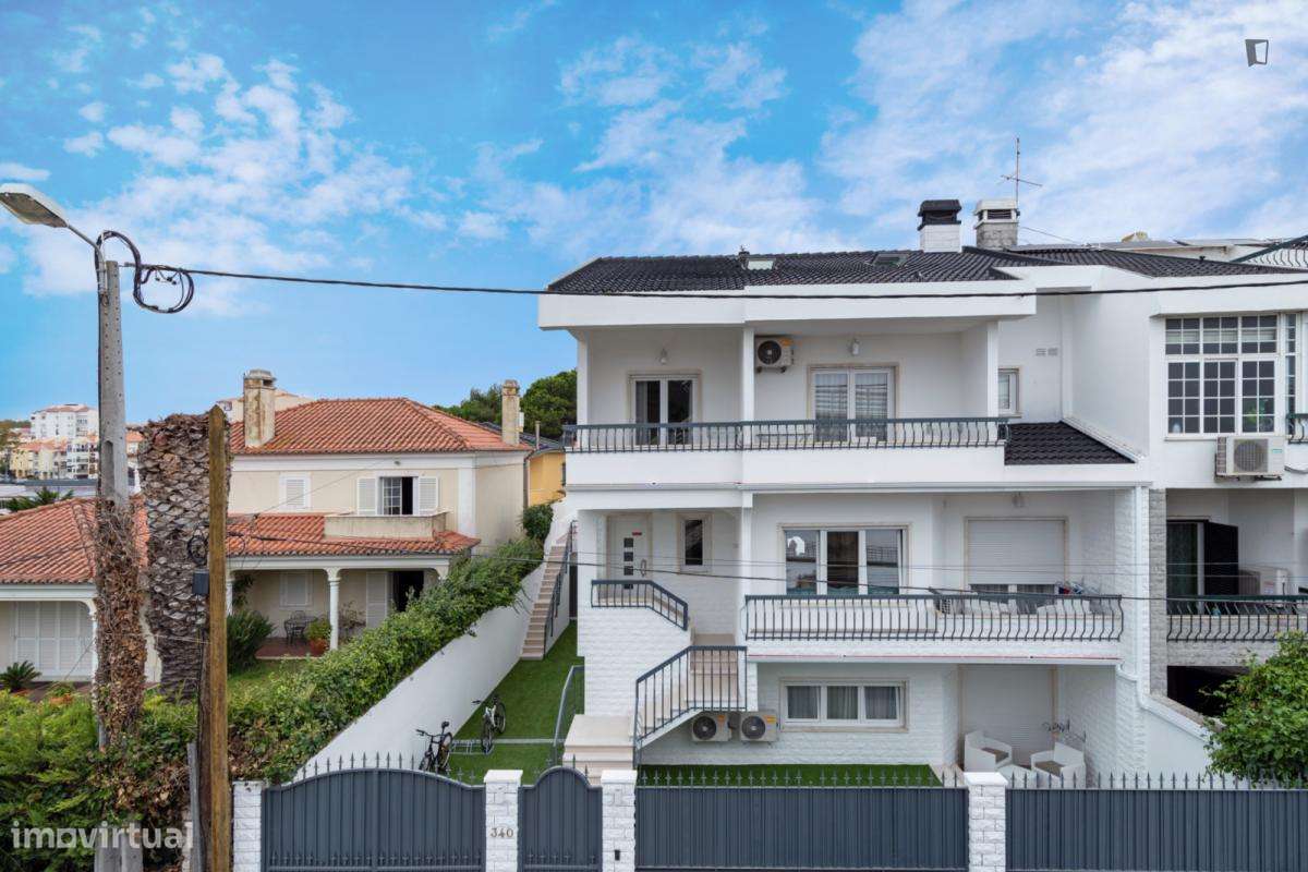 Quarto - localizado em Carcavelos Lisbon - Grande imagem: 5/10