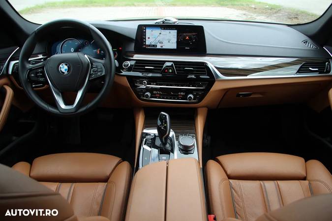 BMW Seria 5 520d Efficient Dynamics Edition Aut. Luxury Line - 2