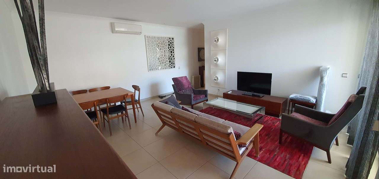 Apartamento na praia com varanda garagem e piscina-15