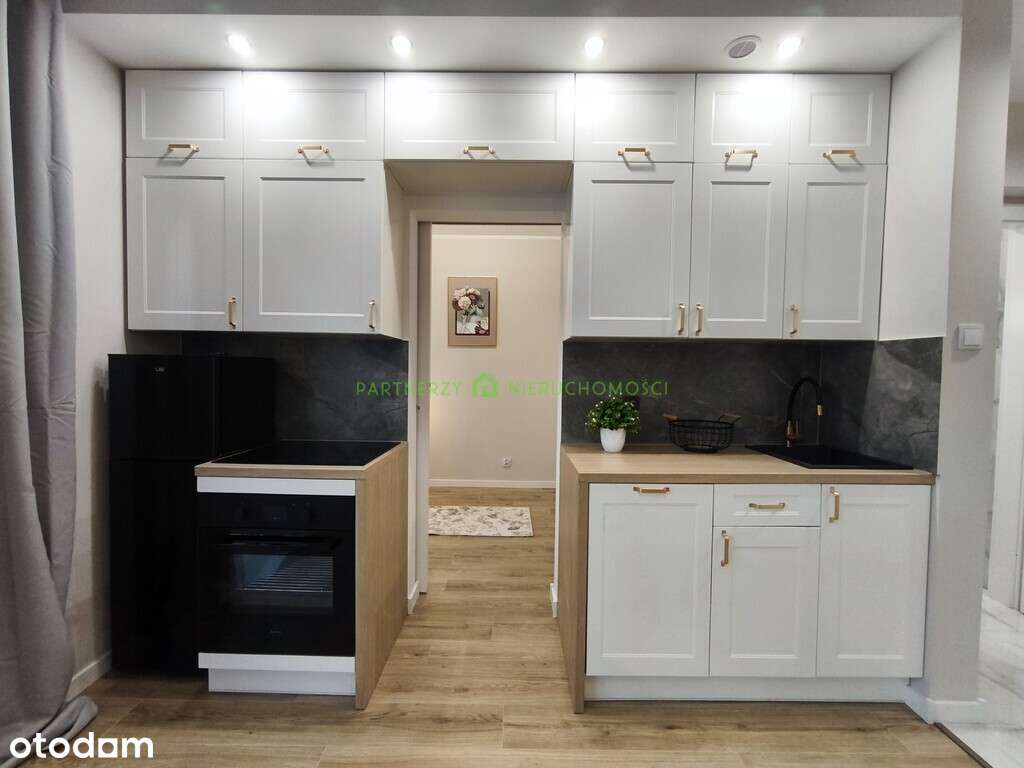 Po remoncie kawalerka z sypialnią na os. Przyjaźni-14