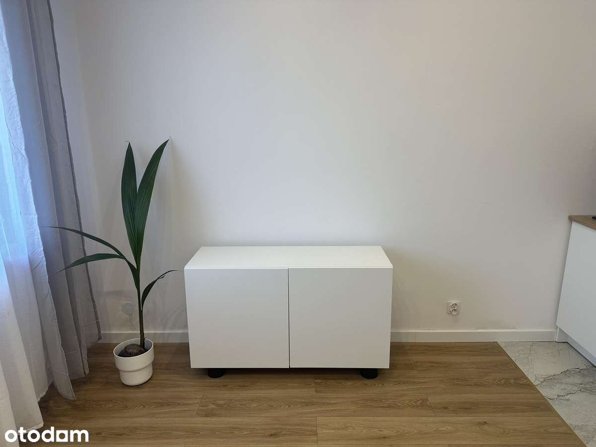 Kawalerka po remoncie / Księga Wieczysta / 0 % Prowizji - Pełny obrazek: 1/17