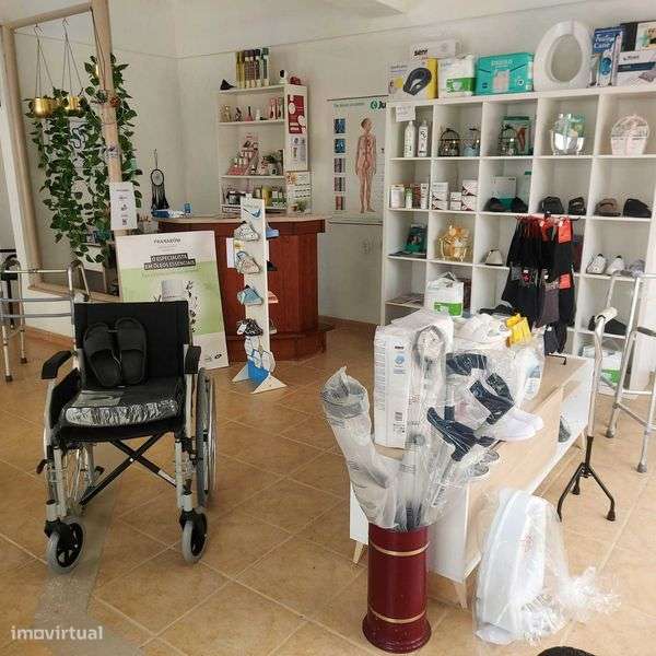 Trespasse de gabinete de podologia com carteira de clientes.-2