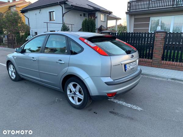 Ford Focus 1.6 Titanium - 4