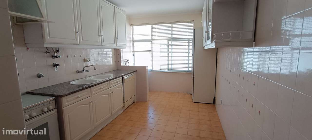 T3 em bom estado de conservação - Oportunidade! - Grande imagem: 3/39