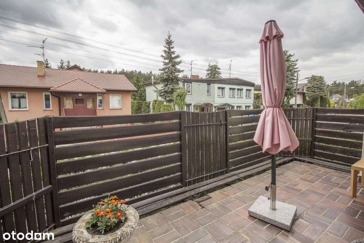 Urokliwy dom, obok Lasek Marceliński, garaż-8