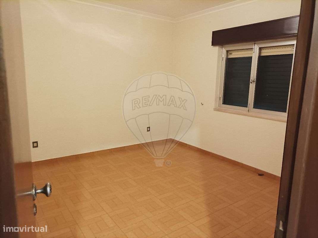 Moradia T4 para venda-18