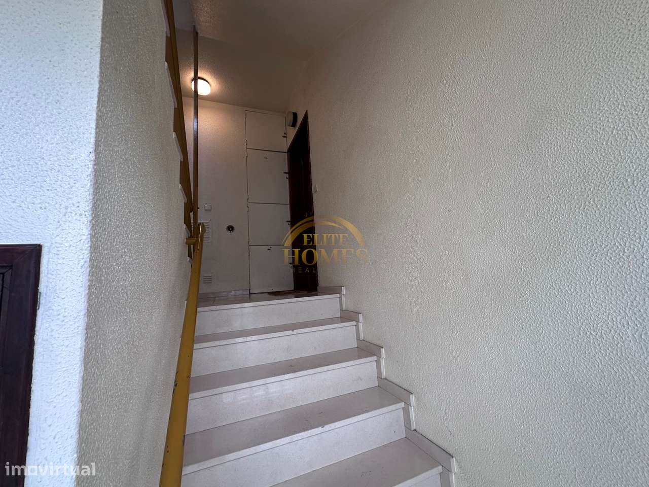 Apartamento T1, atualmente transformado em T1+1, Damaia (Amadora).-20