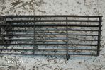 GRILL ATRAPA PEUGEOT 504 - 12