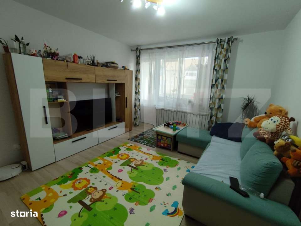 Apartament 3 camere, 60mp, zona Cugir - Imagine principală: 1/6