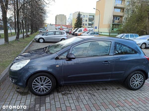 Opel Corsa 1.2 16V Cosmo - 5